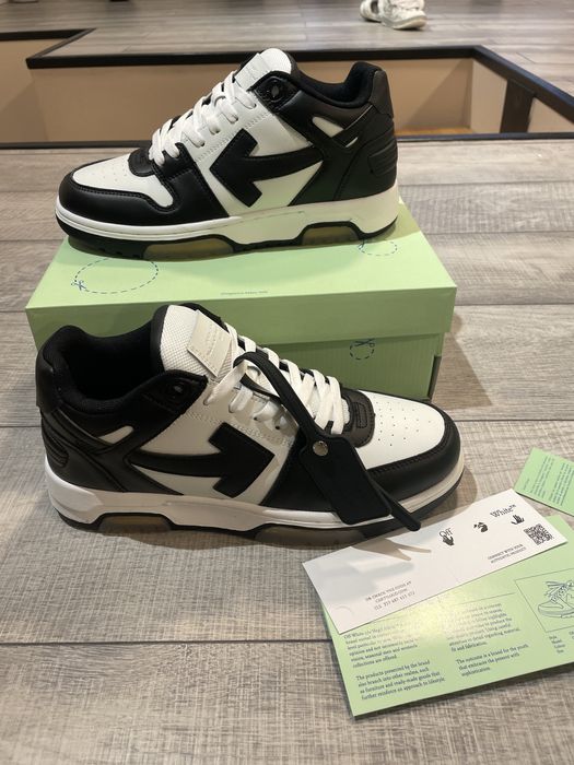 OFF White Out Of Office