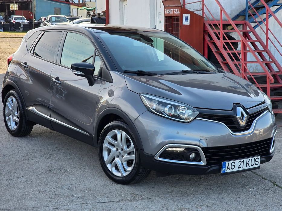 Renault Captur 0.9turbo 90cp*2015*Navigatie*Climatronic*Camera*Scaune incalzite*Rate