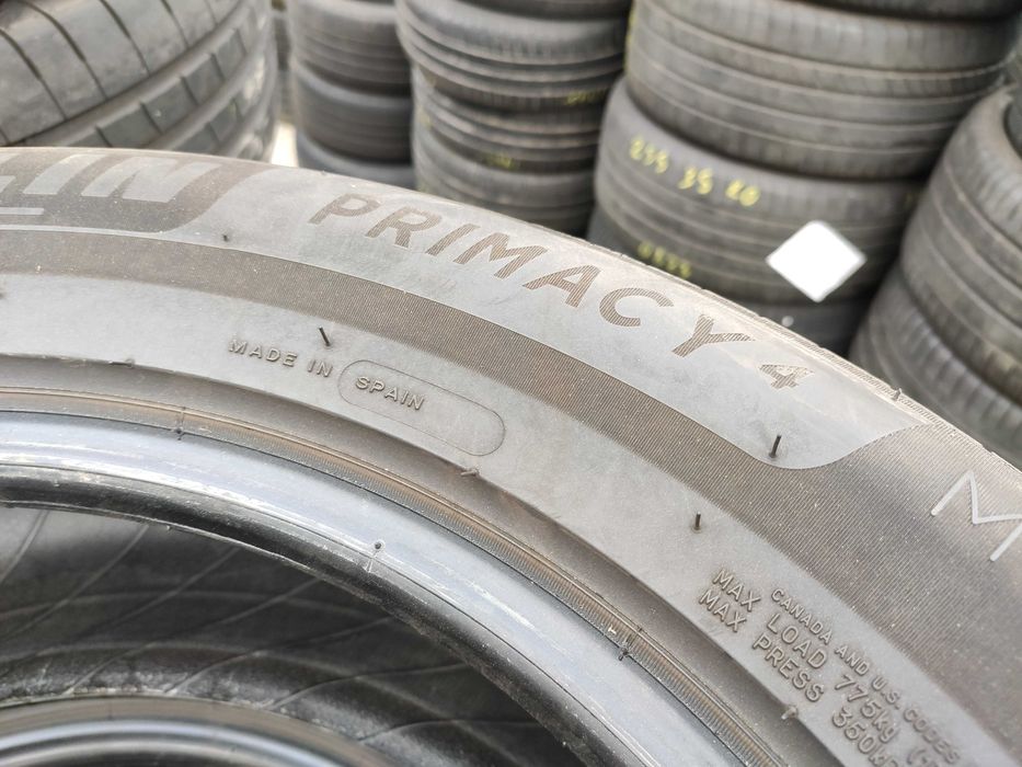 2бр Летни гуми 215 65 17 - Michelin - DOT 2024