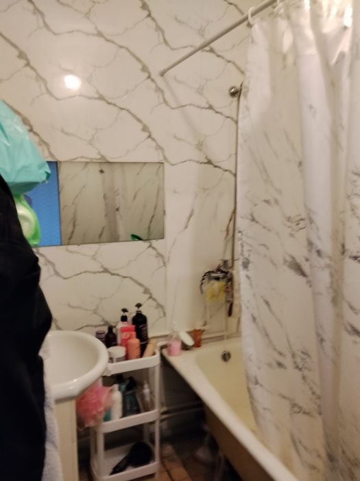 Продаётся квартира Сергели 4 4/5/5