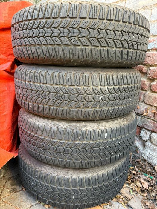 Set Jante + Anvelope Iarnă 215/65 R16 | Debica Frigo HP2