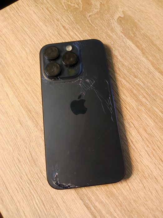 iPhone 15 pro 256 gb