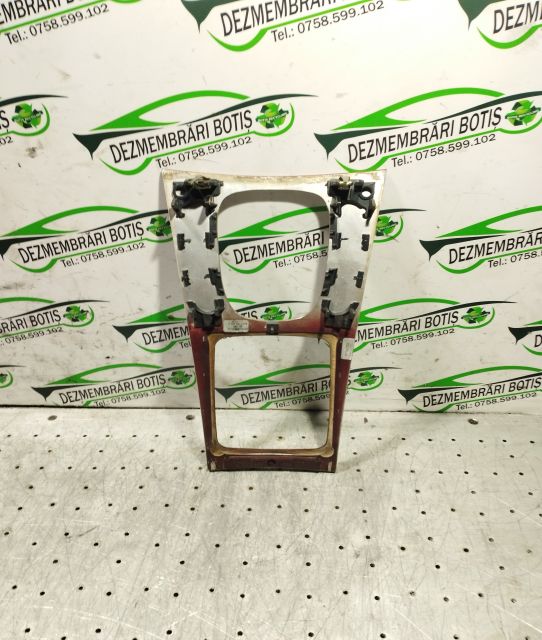 Ornament consola centrala A 203 680 5439 Mercedes-Benz C-Class W203/S