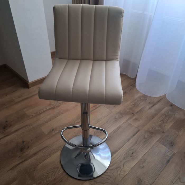 Scaun pentru pensat/make up