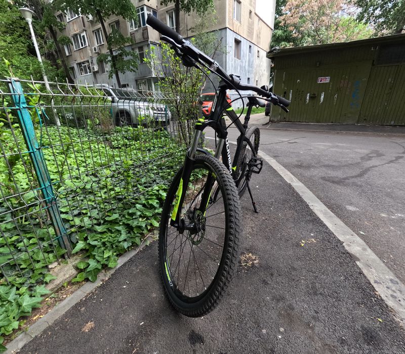 Bicicleta rockrider st530