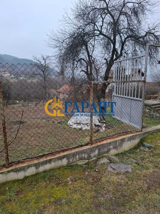 Продава се Парцел в Радомир - 750 кв.м за 58 €/кв.м - Снимка #1