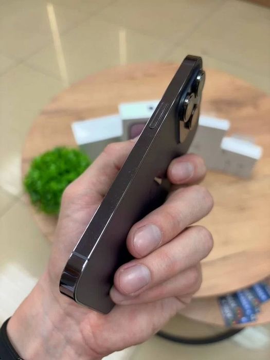 Iphone 14 Pro (ideal, sim karta, 81%]