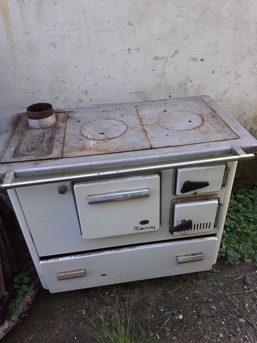 Soba cu plita,pe gaz sau lemne/anii 80