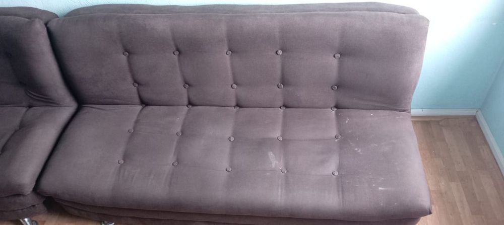 Диван и кресло в отличном состояний