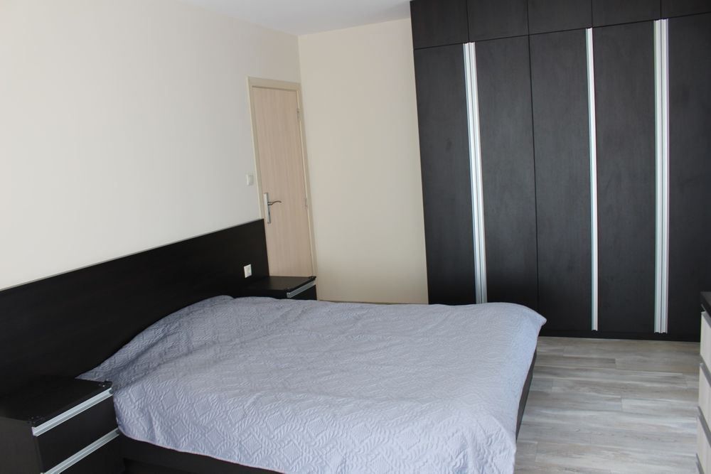 Продава се Тристаен апартамент в София, Гео Милев - 105 кв.м за 6 €/кв.м - Снимка #5