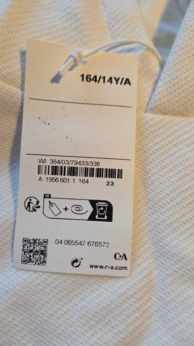 Hanorac alb-crem , nou cu eticheta, 164 cm, pentru 14 ani.