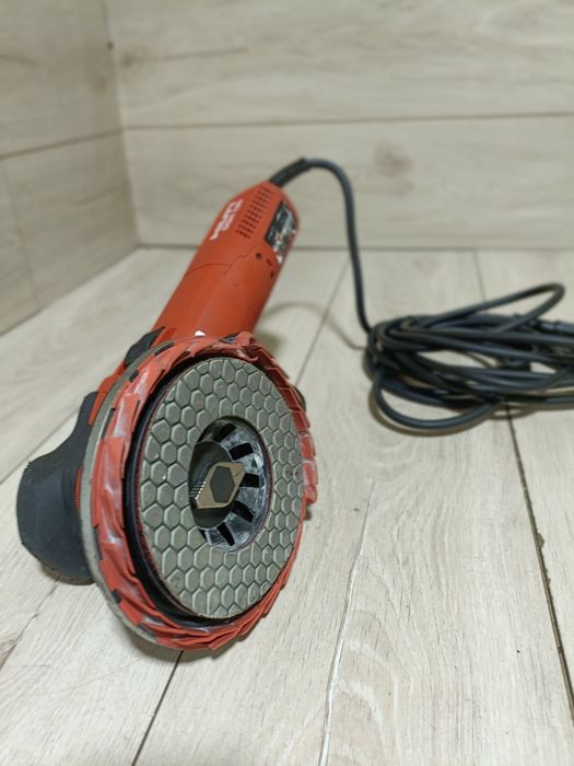 Slefuitor de beton Hilti DGH 130 cu variator de turatie