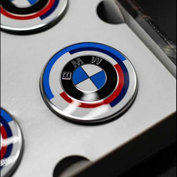 Въртящи капачки за джанти BMW 50th Anniversary – 56мм / 68мм (4 бр.)