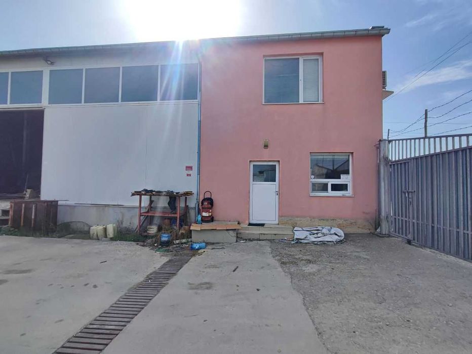 Продава се Промишлена сграда в Велико Търново, Център - 1068 кв.м за 609 €/кв.м - Снимка #13