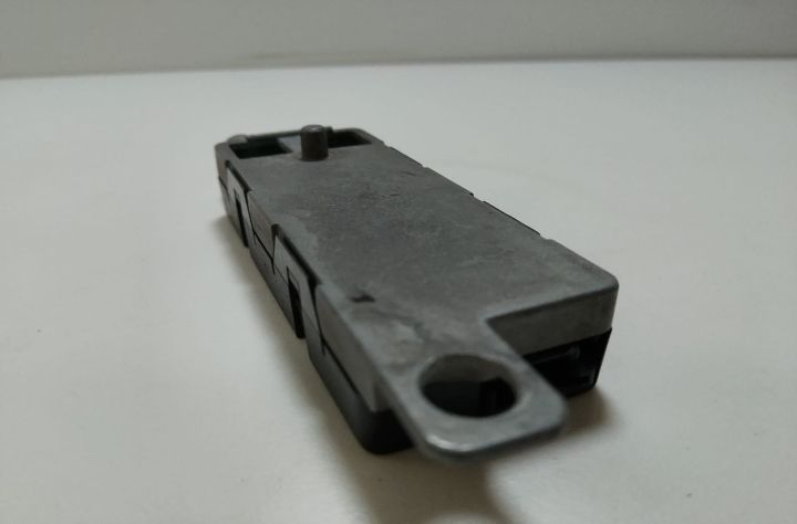 Amplificator  Antena 1T0035577 Volkswagen VW Touran prima generatie