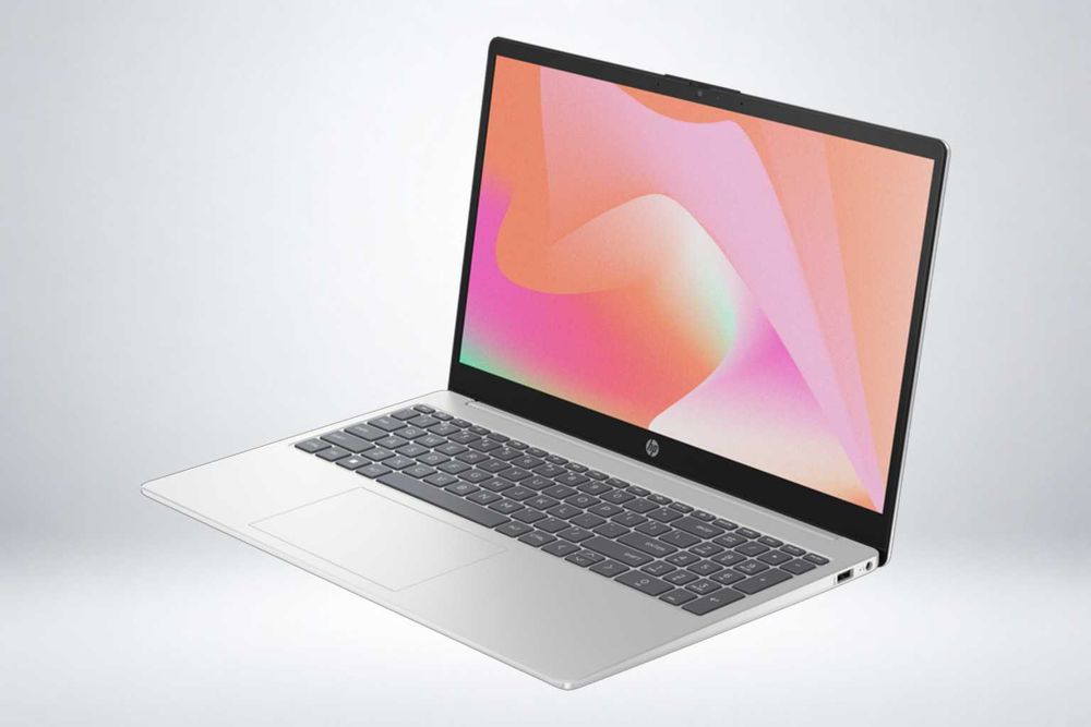 HP Laptop 15 / Core Ultra 5 / 8GB DDR5 / 512GB SSD / Touch /Windows 11