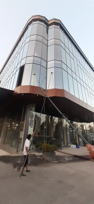 Oyna yuvish bino yuvish fasad moyka fasad yuvish