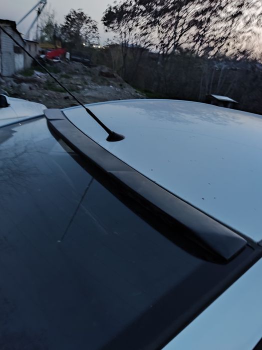 Спойлера на Hyundai Accent. Zeus - Заказные Оригинальные.