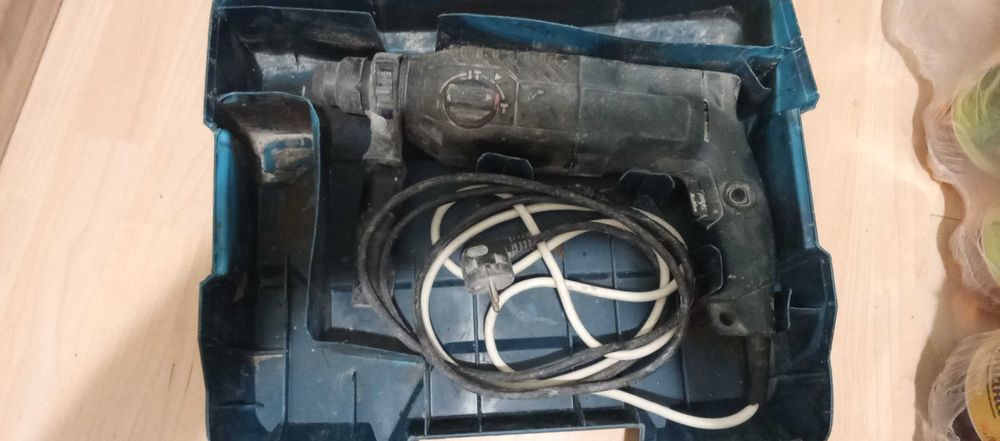 Перфоратор,не е Бош!