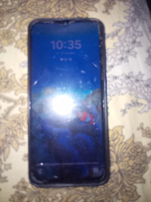 Продам телефон Самсунг А13 128 гига