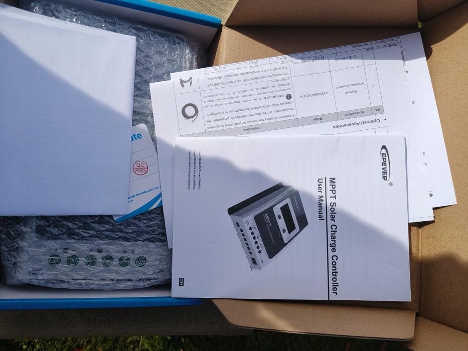 Соларен контролер