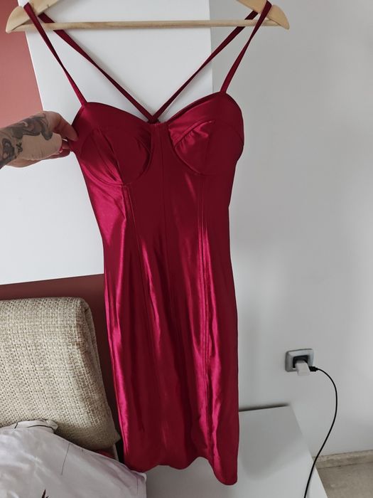 Дантелени  рокли