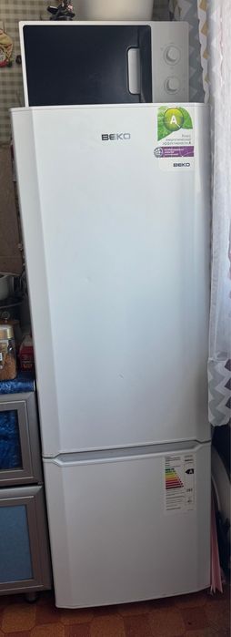 Продам духовку ханса и холодильник