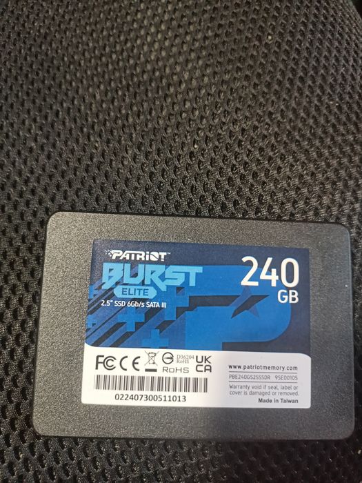 Продам ssd накопитель