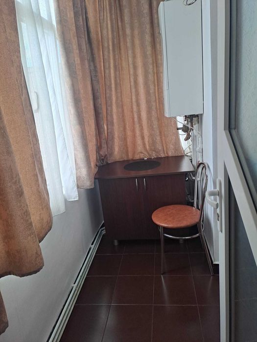 Inchiriez apartament