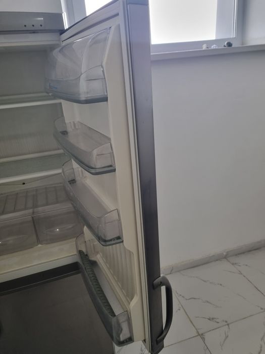 Продается холодильник Ardo