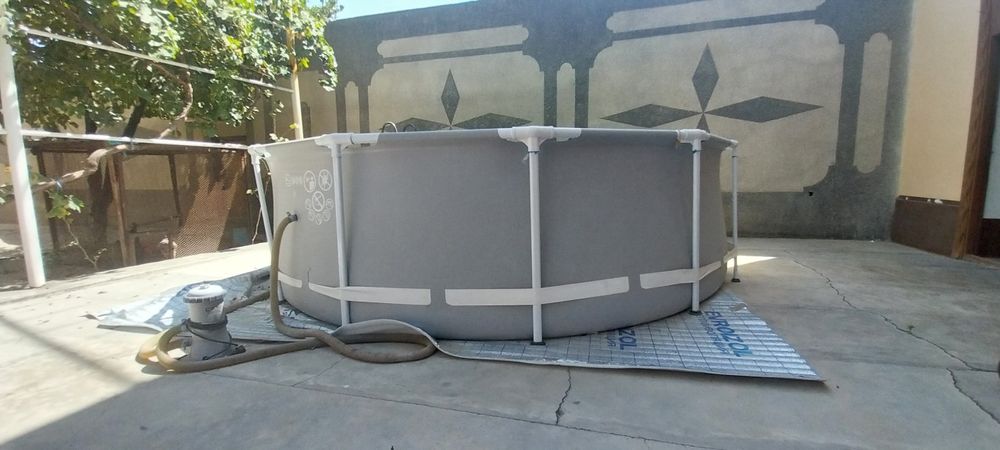 Bolalar va kattalar uchun basseyn