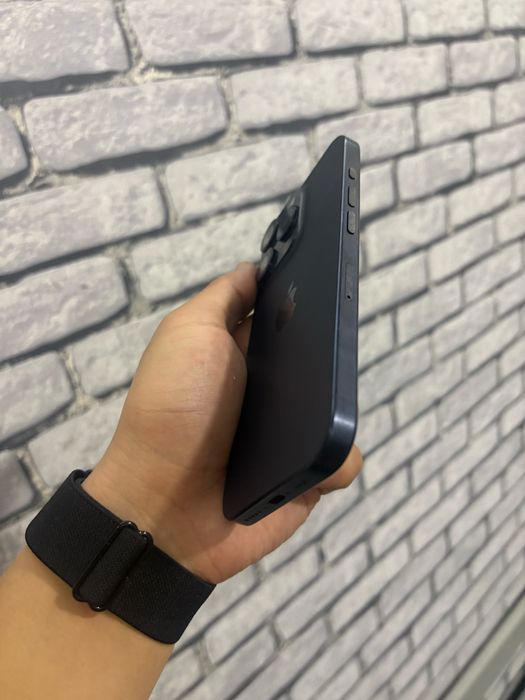 Срочно продается Iphone 15 pro