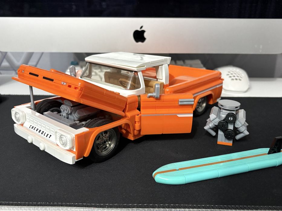 лего HotWheels chevrolet