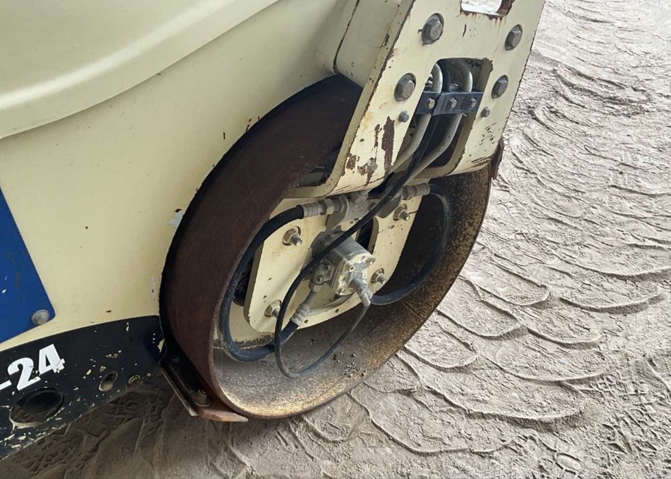 Cilindru Vibro Compactor  Ingersoll Rand DD-24