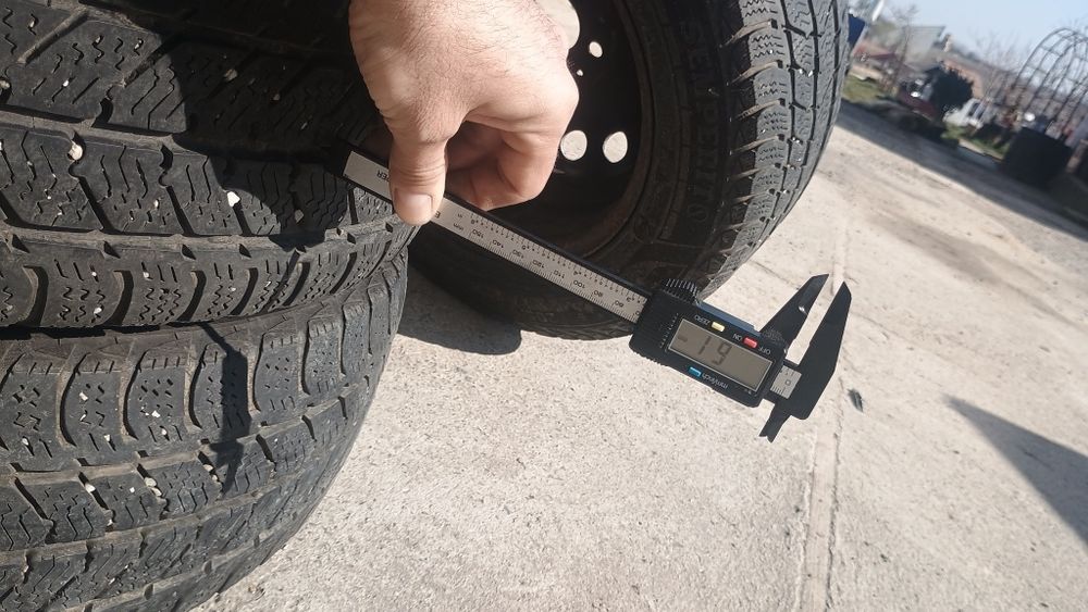 Jante de tabla Mercedes Vito cu anvelope iarnă