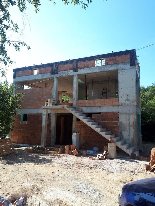 Строителство на къщи от 80-150лв.на кв., изграждане на огради, стълбищ