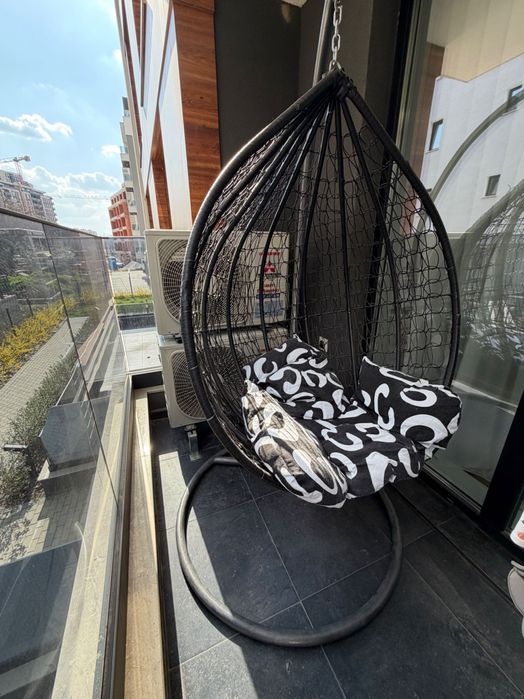 Градинска люлка яйце