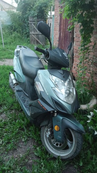 Продам скутер 150сс