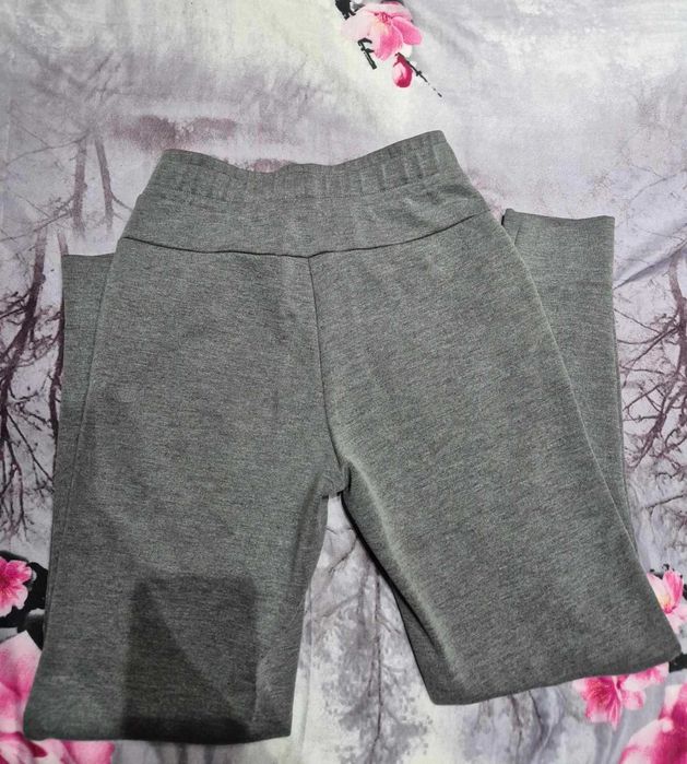 Дамски спортен  екип Flair