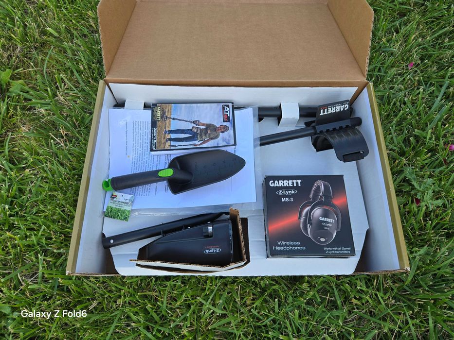 Професонален металотърсач Garrett AT Max за суша и вода