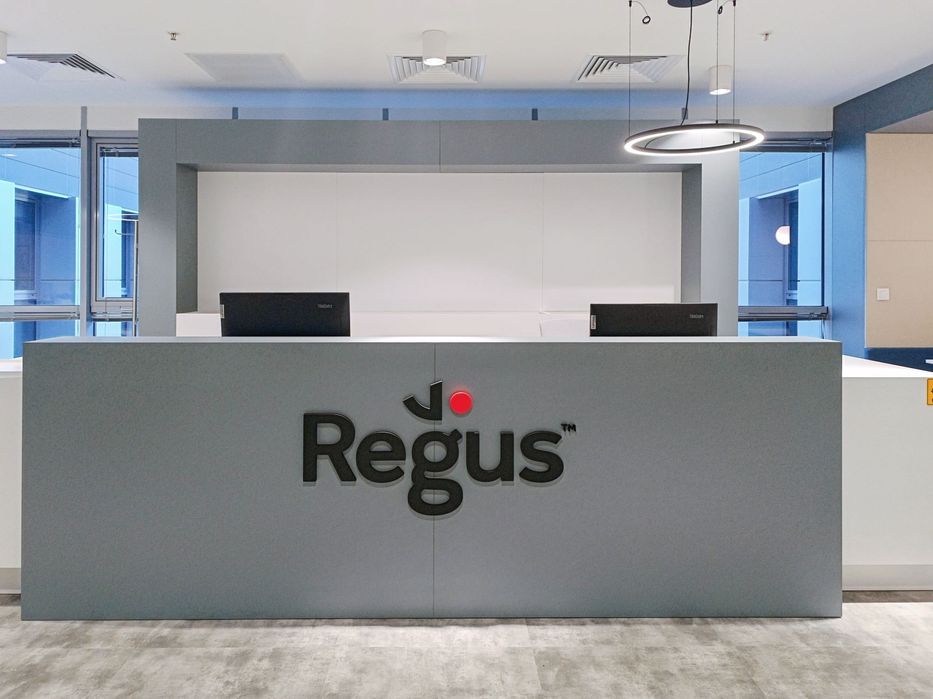 Пространство за съвместна работа в Regus BSR 1