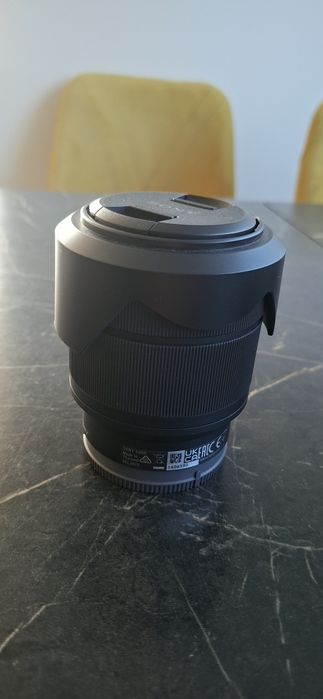 Обектив Sony FE 3.5-5.6 / 28-70
