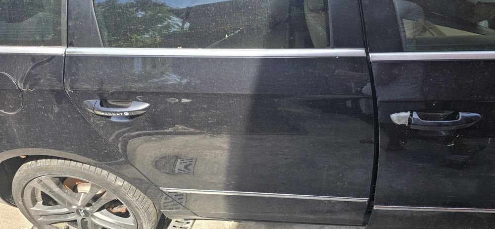 Usa spate stanga dreapta vw passat B6 break