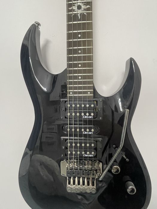 Электрогитара H-S-H