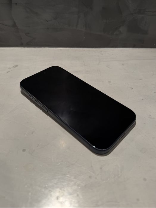 КАТО НОВ Iphone 17 Pro, 100% battery