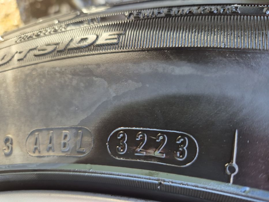 4бр летни гуми Нехсен/ 235-55-19/ 6- 6.5мм грайфер/