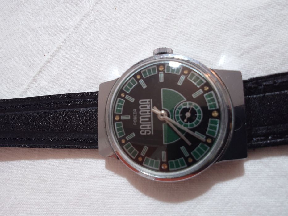 Съветски механичен часовник - Победа „Самара“ – работещ.