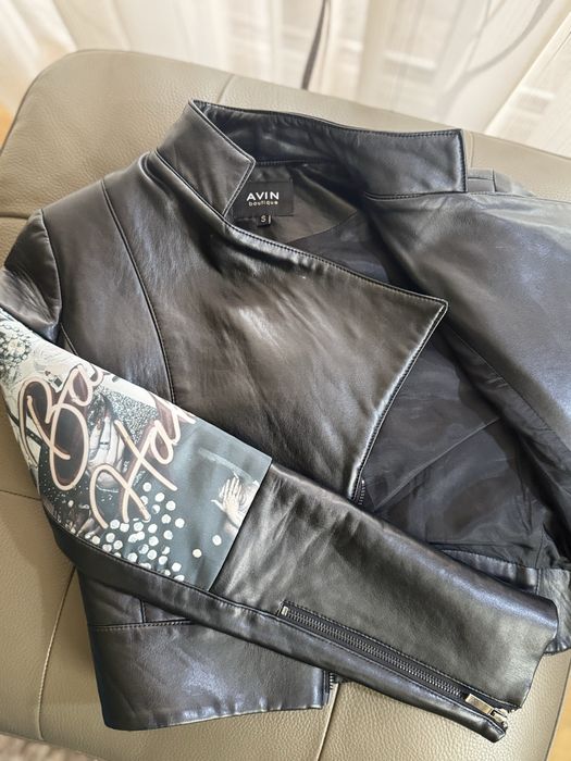 Кожено яке Avin