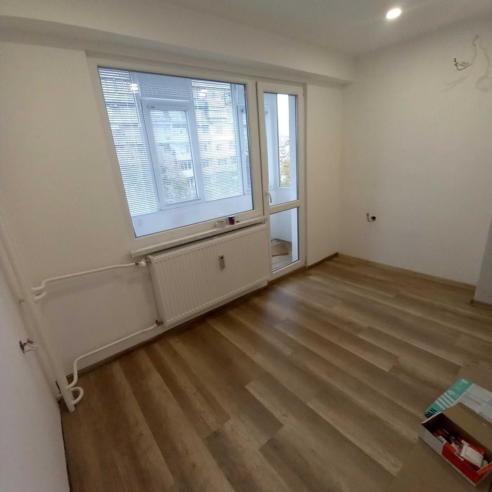 Дава се под наем Двустаен апартамент в Разград, Освобождение - 69 кв.м за 109650 € - Снимка #2