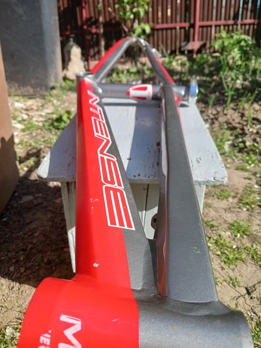 Vând cadru bmx race intense phenom pro xl